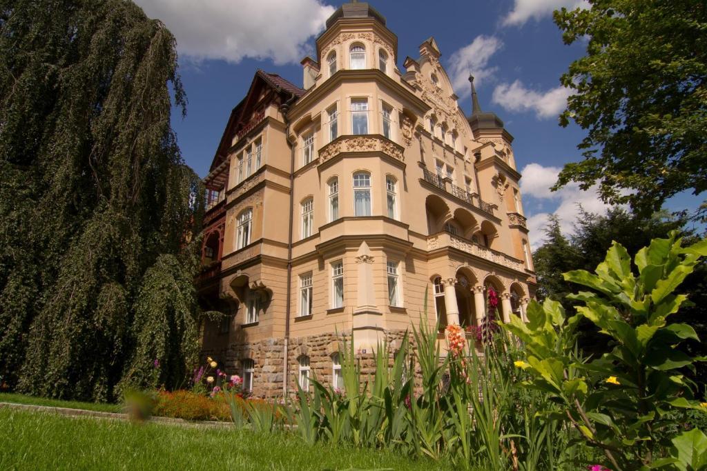 Apartmany Villa Liberty Karlovy Vary Luaran gambar